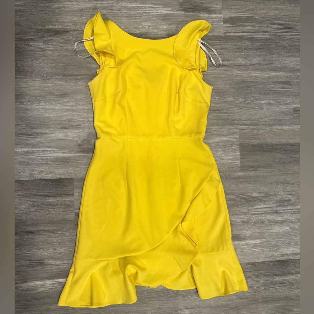 Donna Morgan Ruffle Crepe Yellow Dress Size 4